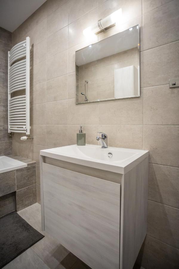 Resinest Apartamenty Kaczorowskiego 7 Bialystok Bagian luar foto